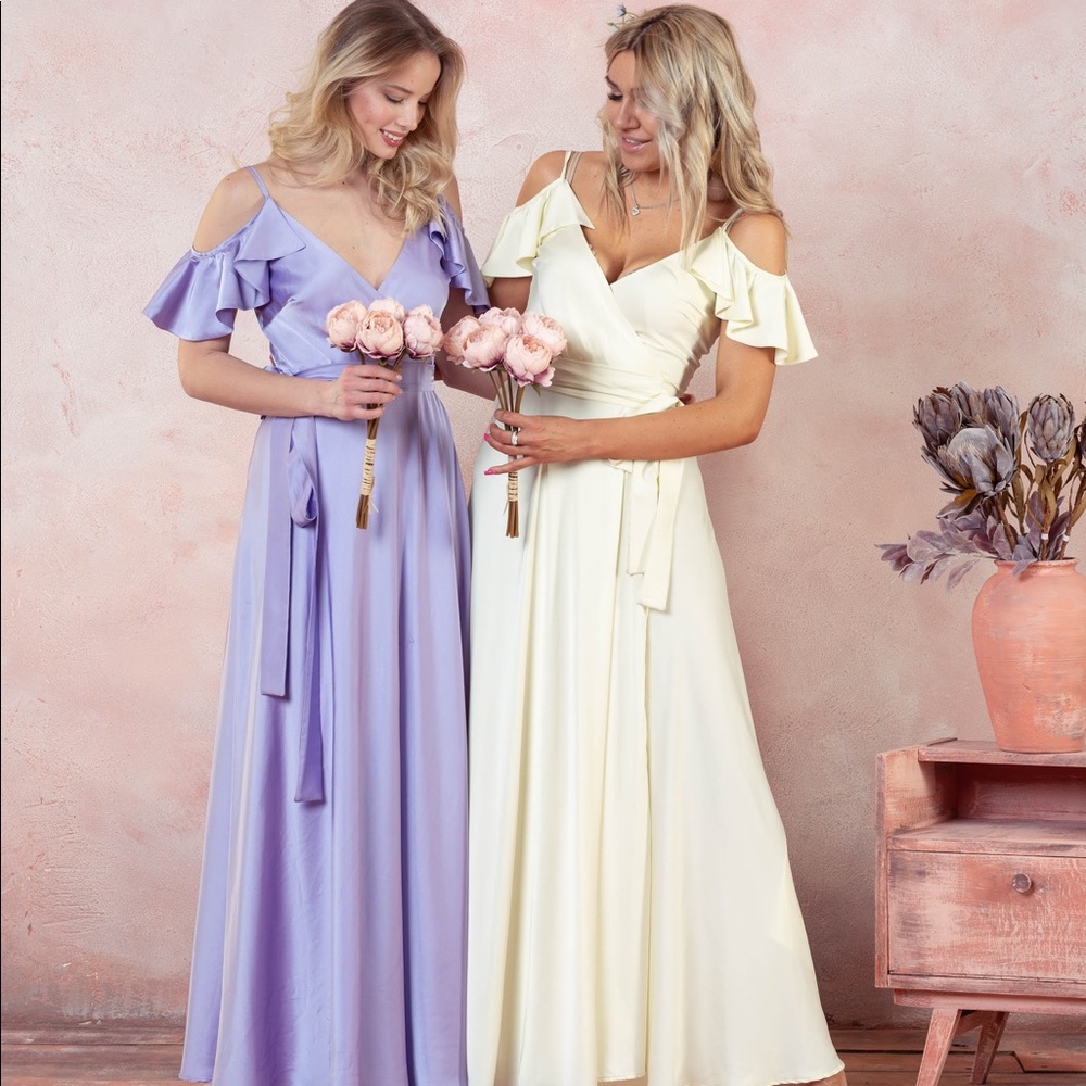 ❗️NEW❗️Lilac Bohemian Bridesmaid Wrap Maxi Dress - Picture 4 of 9